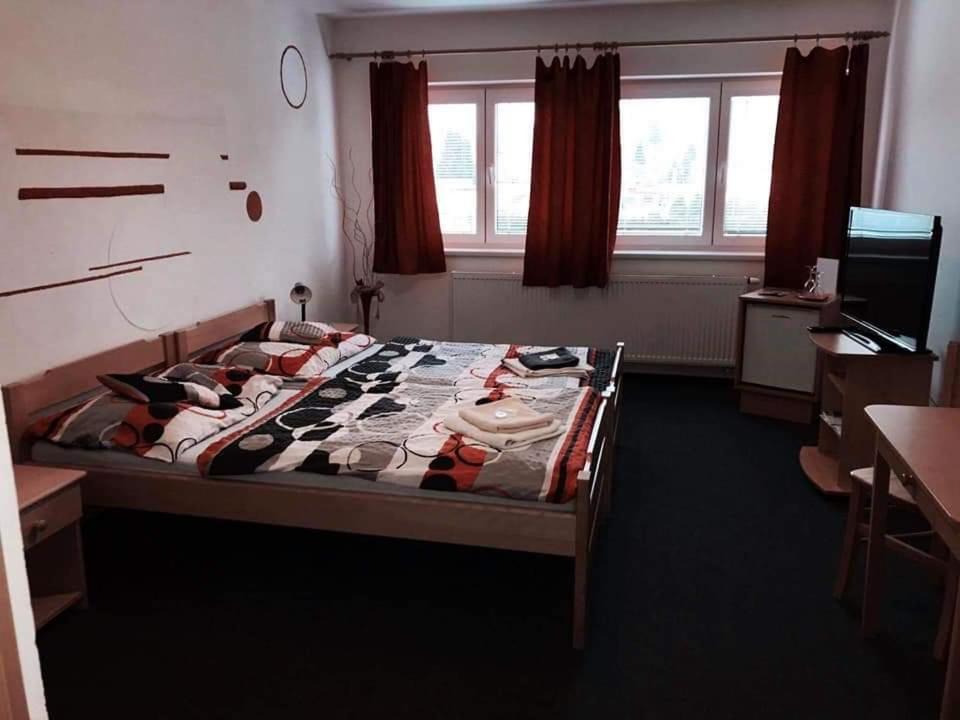 Sport Hotel Ticha Orlice Usti nad Orlici Luaran gambar