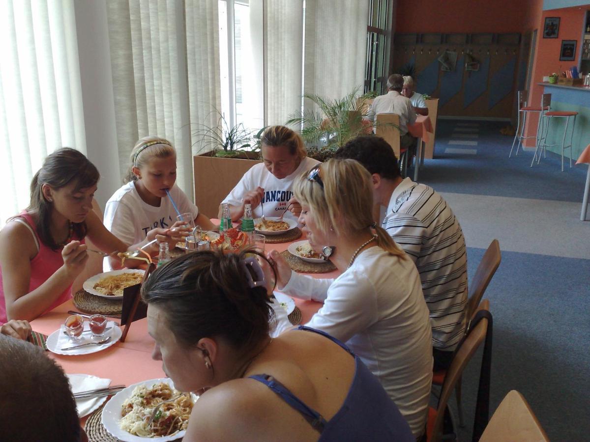 Sport Hotel Ticha Orlice Usti nad Orlici Luaran gambar